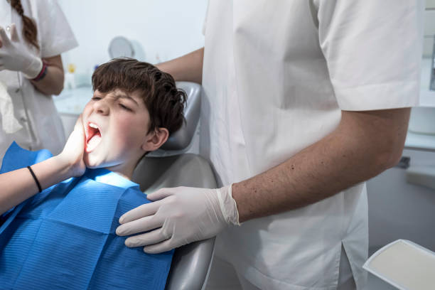 Best Cracked Tooth Emergency Dentist  in Luverne, AL